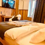 Hotel Golden Gapa 